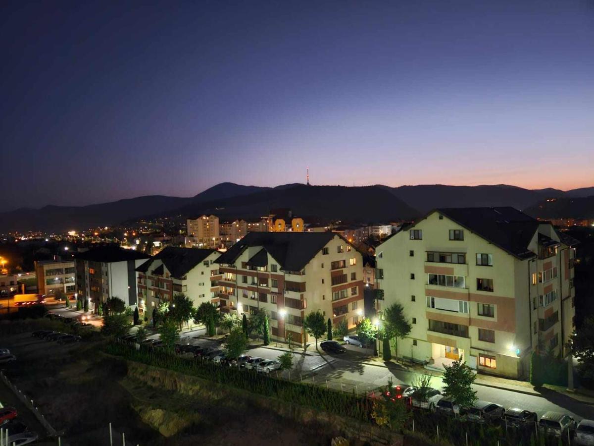 Tei Residence Piatra Neamţ Екстериор снимка