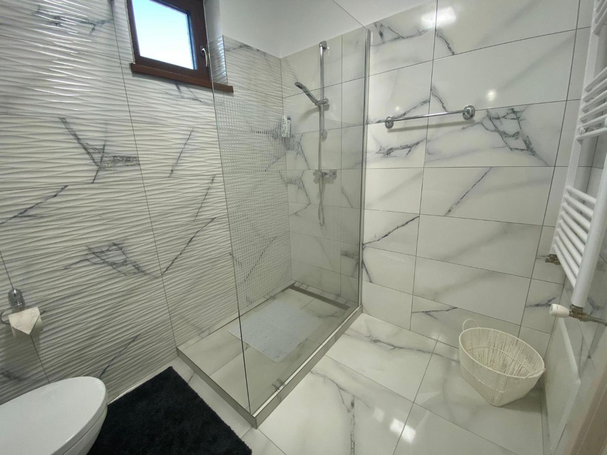 Tei Residence Piatra Neamţ Екстериор снимка