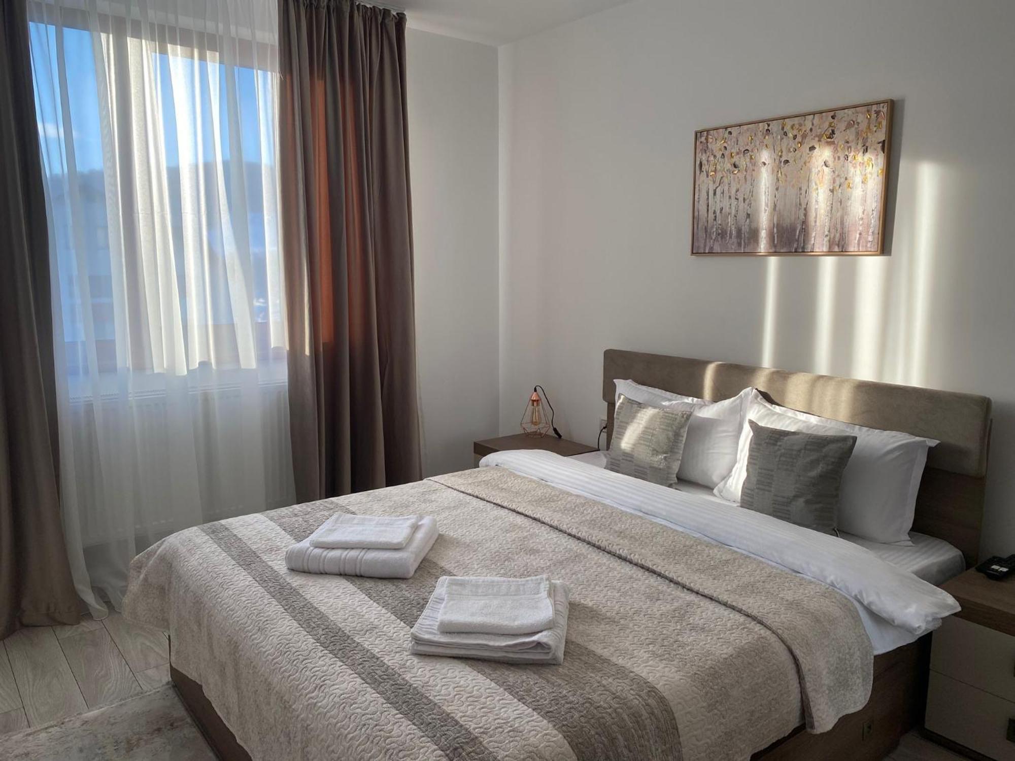 Tei Residence Piatra Neamţ Екстериор снимка